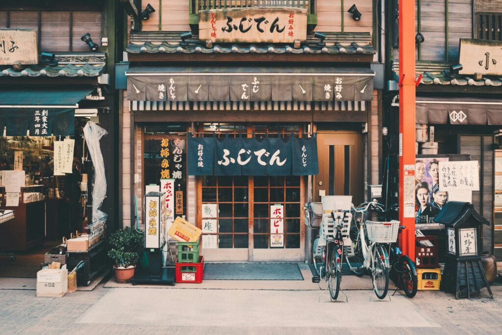 三菱東京UFJ銀行従業員の4人に1人約9,000人が、解雇？？？