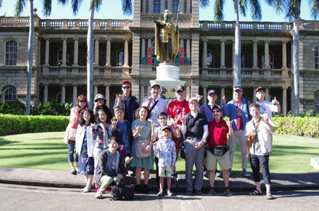 2年に一度、海外旅行を実施しています。見聞を広めるチャンスです。